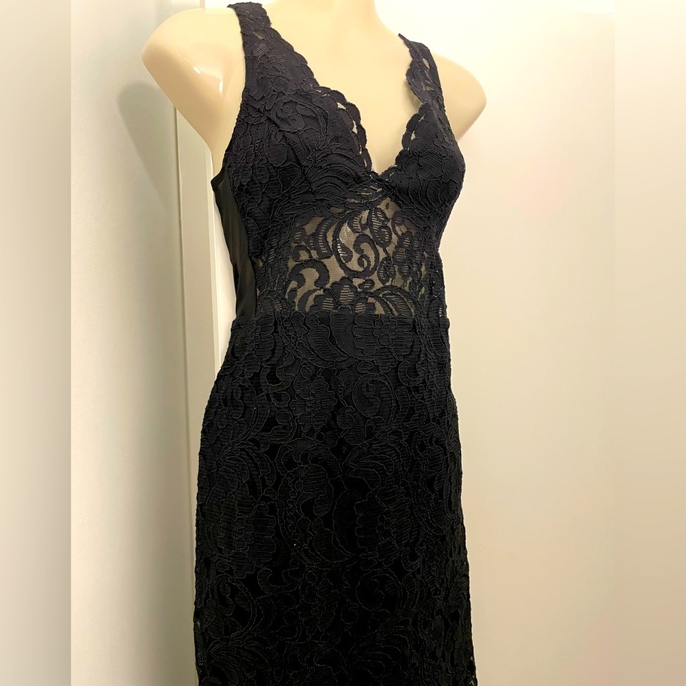 Lace bodycon dress